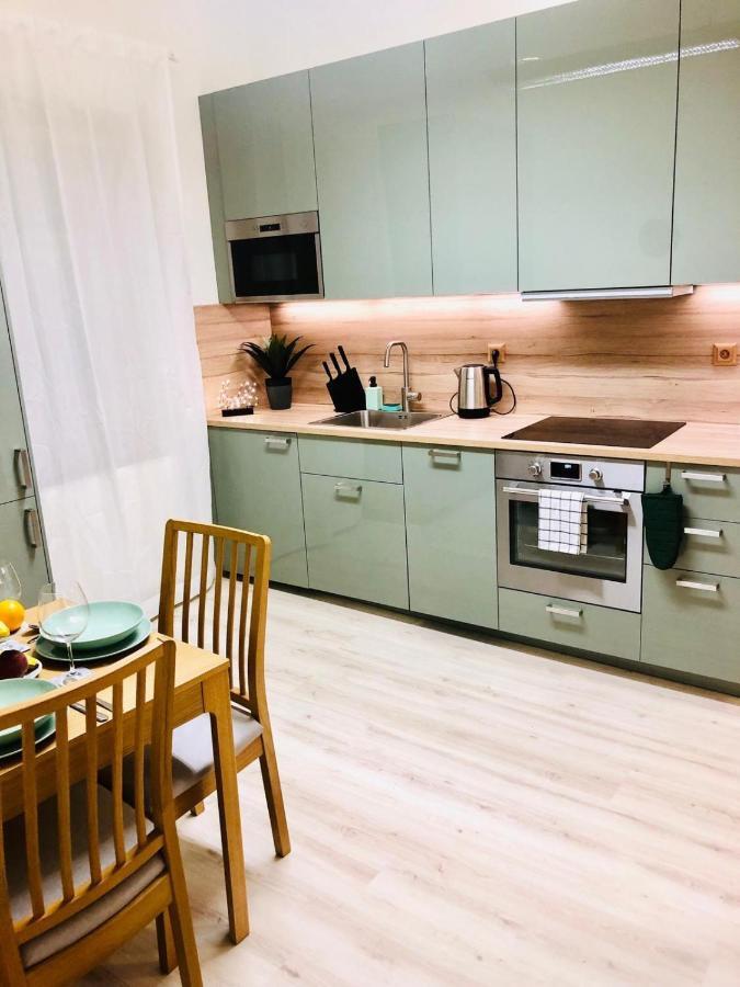 James Bond Apartment Old Town 布拉迪斯拉发 外观 照片